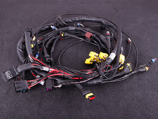 MaxxECU - GM LS GEN III/IV RACE ECU + Harness Kit